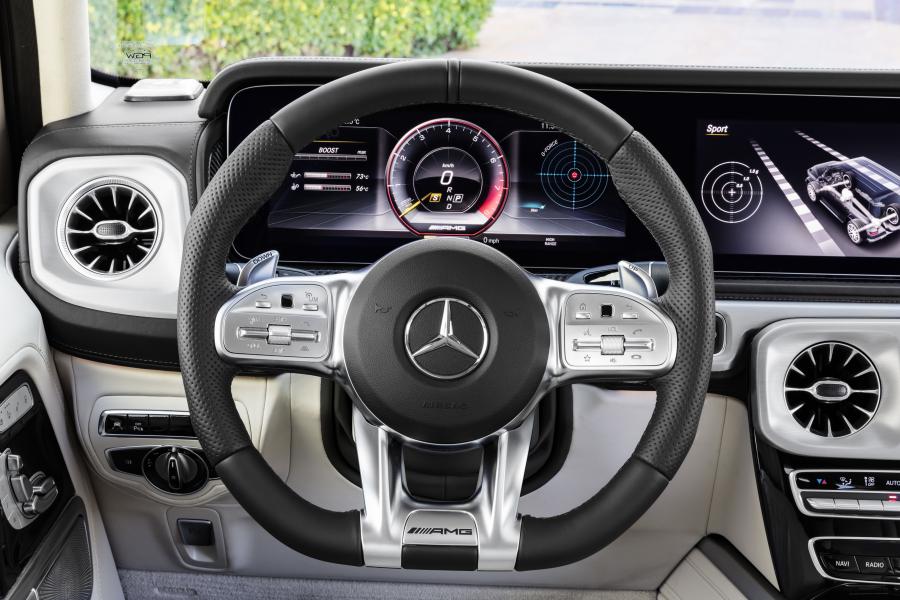 Панель приборов Mercedes-AMG G63 (W464) 2018 года  (WW) (фото 44 из 53)